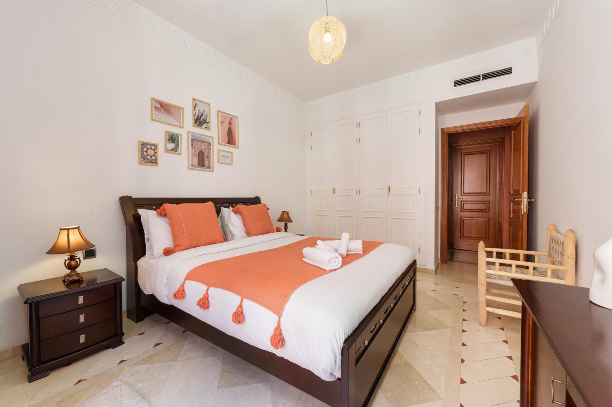 Appartement Chic Gueliz Plaza Avec Vue มาร์ราเกช ภายนอก รูปภาพ