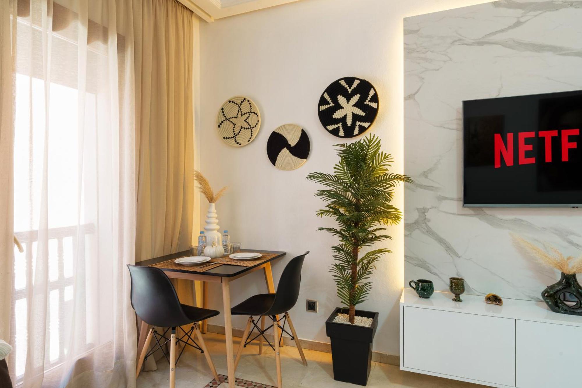 Appartement Chic Gueliz Plaza Avec Vue มาร์ราเกช ภายนอก รูปภาพ